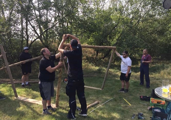 Fünf Kirmesgesellschaften haben nicht nur gefeiert (Foto: Thomas Lutze) Fünf Kirmesgesellschaften haben nicht nur gefeiert (Foto: Thomas Lutze)