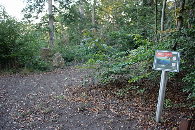 Ausflug zur renovierten Schutzhütte (Foto: Karl-Heinz Herrmann) Ausflug zur renovierten Schutzhütte (Foto: Karl-Heinz Herrmann)