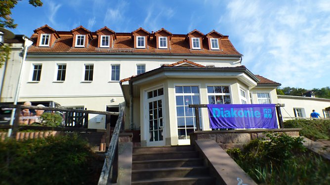 Tag der offenen Tür im Barbarossagarten (Foto: Peter Möbius) Tag der offenen Tür im Barbarossagarten (Foto: Peter Möbius)