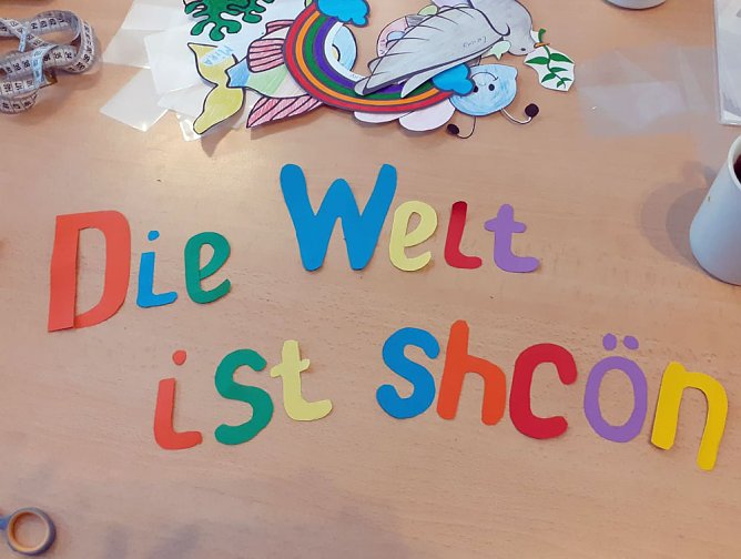 Aktion: "Die Welt ist sch&ouml;n" (Foto: Katharina Weizel)