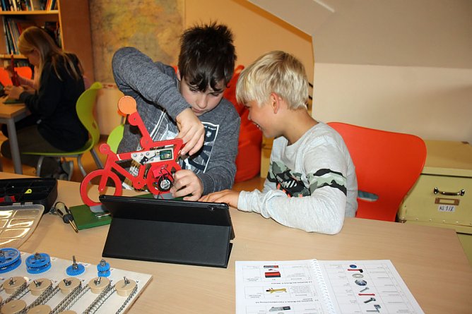 Mit modernster Technik an der GS Franzberg gearbeitet (Foto: Karl-Heinz Herrmann)