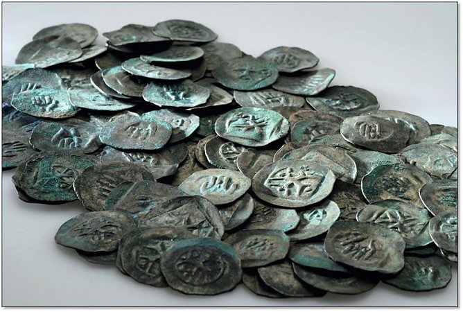 Altertümliche Münzen (Foto: Geschichtsverein Sondershausen) Altertümliche Münzen (Foto: Geschichtsverein Sondershausen)
