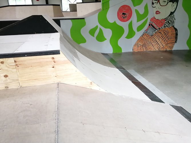 Änderungen an der Rampe (Foto: Team Skate Arena) Änderungen an der Rampe (Foto: Team Skate Arena)