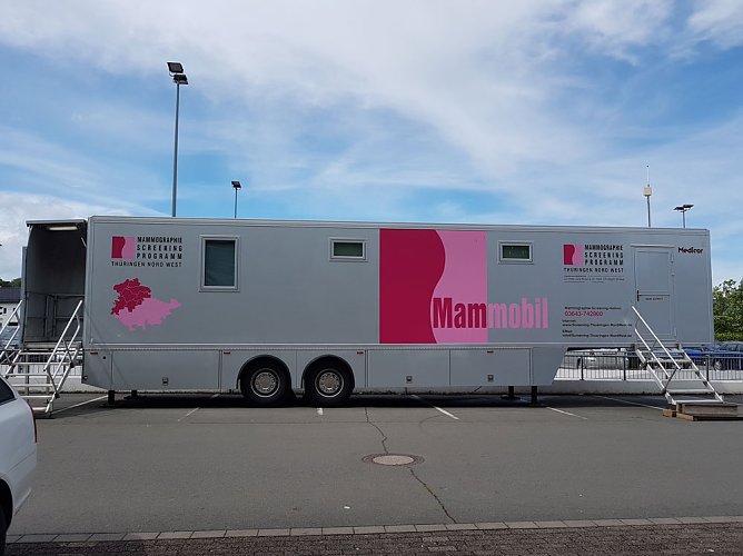Brustkrebs-Früherkennungsprogramm Mammographie-Screening... (Foto: Landratsamt Kyffhäuserkreis) Brustkrebs-Früherkennungsprogramm Mammographie-Screening... (Foto: Landratsamt Kyffhäuserkreis)