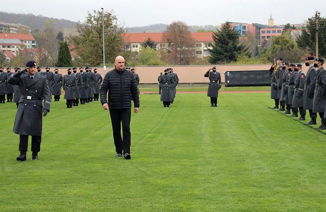 Vereidigung an einem geschichtstr&auml;chtigen Tag der Bundeswehr (Foto: Karl-Heinz Herrmann)