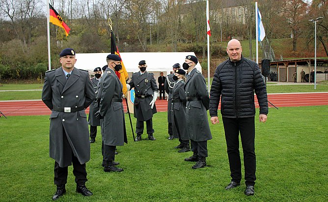 Vereidigung an einem geschichtstr&auml;chtigen Tag der Bundeswehr (Foto: Karl-Heinz Herrmann)