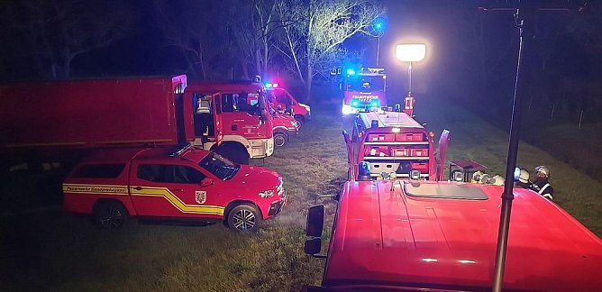 Gro&szlig;einsatz wegen Gew&auml;sserverunreinigung (Foto: Feuerwehr Ringleben /Feuerwehr Bad Frankenhausen / Feuerwehr Sondershausen Stockhausen / Silvio Dietzel)