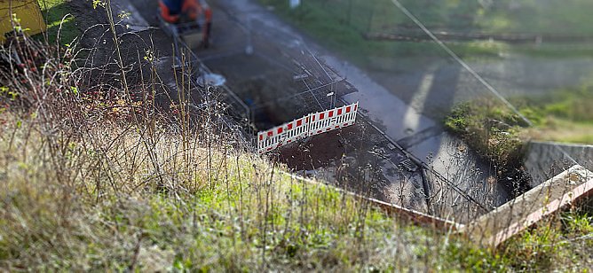 Noch vor Weihnachten soll Verkehr wieder durchs Borntal rollen (Foto: Karl-Heinz Herrmann) Noch vor Weihnachten soll Verkehr wieder durchs Borntal rollen (Foto: Karl-Heinz Herrmann)
