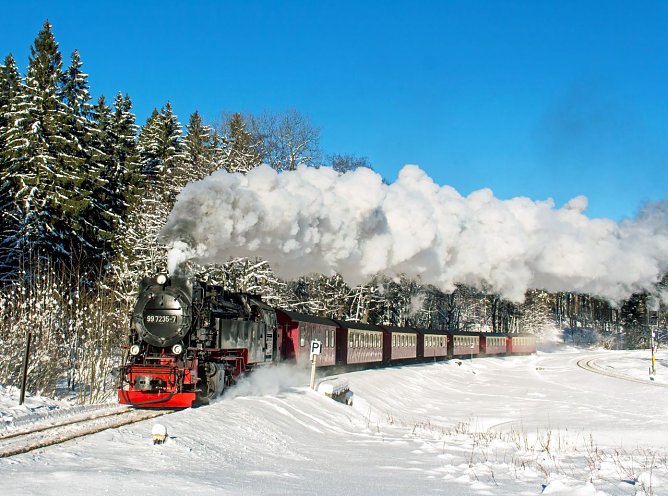 Zukunft der Harzer Schmalspurbahnen gesichert (Foto: HSB/Dirk Bahnsen) Zukunft der Harzer Schmalspurbahnen gesichert (Foto: HSB/Dirk Bahnsen)