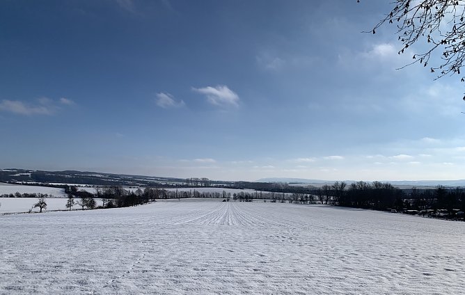 Blick von Nordhausen zum Kyffhäuser (Foto: oas) Blick von Nordhausen zum Kyffhäuser (Foto: oas)