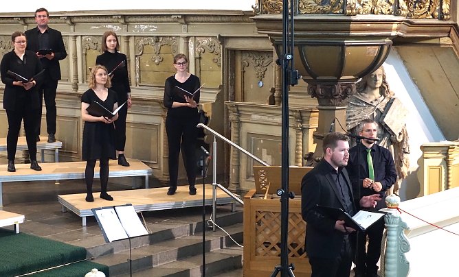 Mitteldeutsches Vokalensemble (Foto: Jürgen Kieper) Mitteldeutsches Vokalensemble (Foto: Jürgen Kieper)