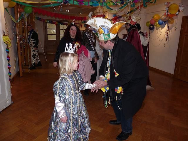 Erstürmung Rathaus (Foto: Karl-Heinz Herrmann) Erstürmung Rathaus (Foto: Karl-Heinz Herrmann)