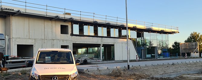 Viel Glas am Rande von Wittenberg (Foto: nnz)