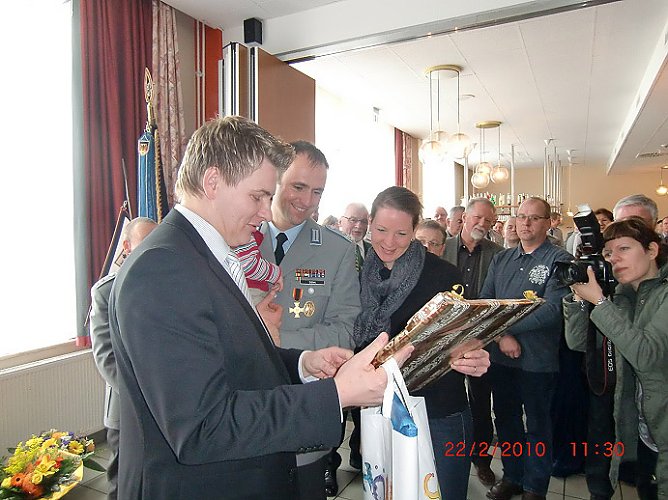 F&uuml;hrungswechsel bei Bundeswehr Bad Frankenhausen (Foto: Peter M&ouml;bius)