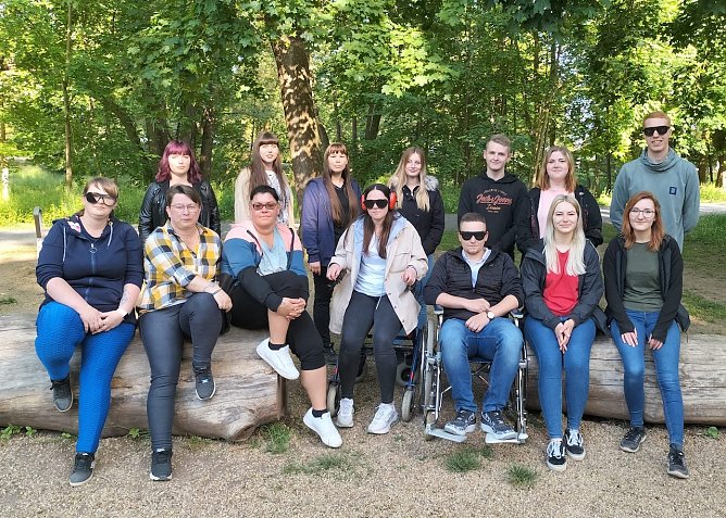 Altern in wenigen Minuten: Ausbildungserfahrung am IWK (Foto: IWK) Altern in wenigen Minuten: Ausbildungserfahrung am IWK (Foto: IWK)