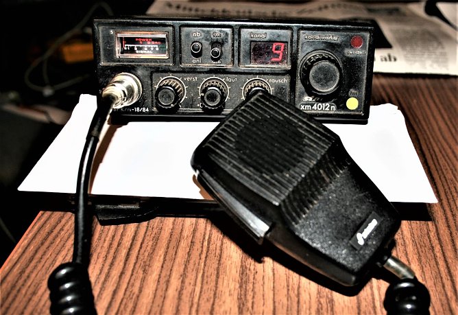 Kommt die CB-Funkstation wieder aus der Mottenkiste? (Foto: Ulrich Reinboth) Kommt die CB-Funkstation wieder aus der Mottenkiste? (Foto: Ulrich Reinboth)
