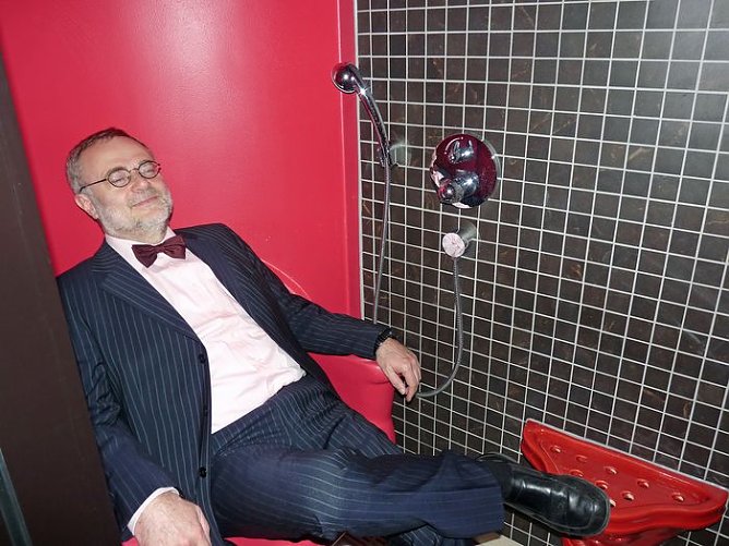 Übergabe Therme (Foto: Karl-Heinz Herrmann) Übergabe Therme (Foto: Karl-Heinz Herrmann)