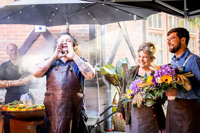Benefiz Veranstaltung auf dem Possen - Kulinarik trifft auf Sternenniveau (Foto: Manja Lieder) Benefiz Veranstaltung auf dem Possen - Kulinarik trifft auf Sternenniveau (Foto: Manja Lieder)