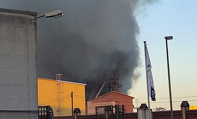 Feuer in der Deusa in Bleicherode (Foto: privat) Feuer in der Deusa in Bleicherode (Foto: privat)