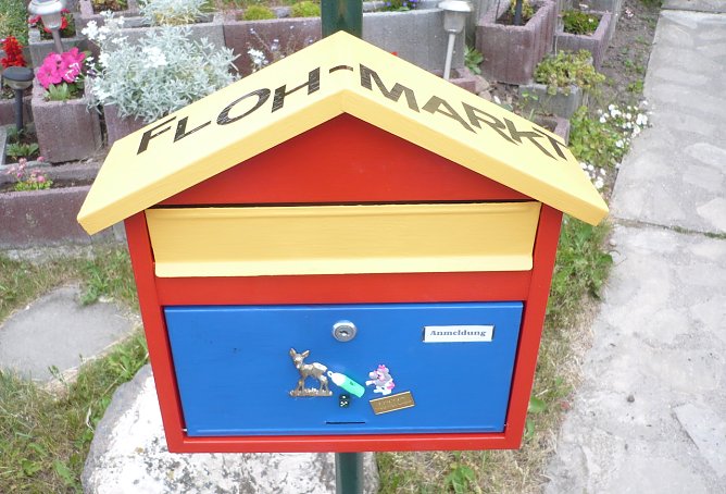 Abgabestation für die Anmeldungen zum Flohmarkt im Naturschwimmbad Heldrungen (Foto: Peter Keßler) Abgabestation für die Anmeldungen zum Flohmarkt im Naturschwimmbad Heldrungen (Foto: Peter Keßler)