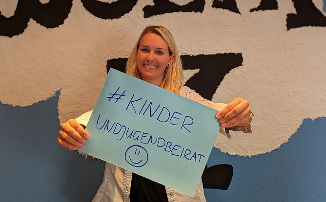 Nadine M&uuml;ller, Kommunale Beauftragte f&uuml;r Kinder-, Jugend- und Sozialarbeit der Stadt Sondershausen, freut sich auf die Bewerbungen f&uuml;r den Kinder- und Jugendbeirat. (Foto: Janine Skara)