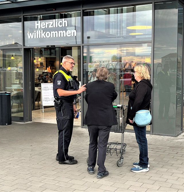 Prävention vor Ort (Foto: LPI) Prävention vor Ort (Foto: LPI)