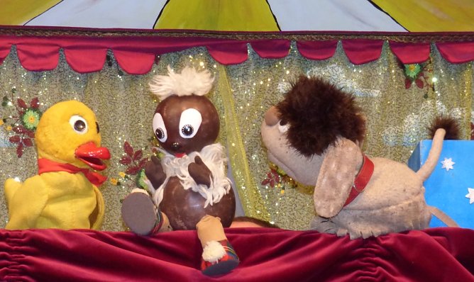 Puppen aus dem Klassiker Pittiplatsch (Foto: Manfred Gössinger) Puppen aus dem Klassiker Pittiplatsch (Foto: Manfred Gössinger)