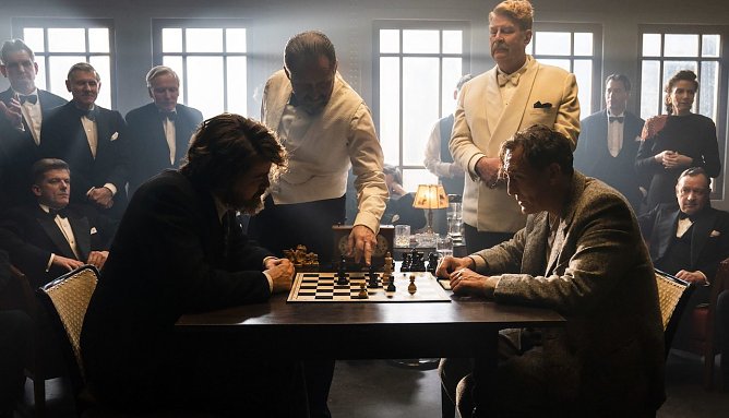 Szenenfoto aus "Die Schachnovelle" (Foto: StudioCanal)