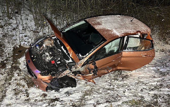 Unfall auf der B4 (Foto: S.Dietzel)