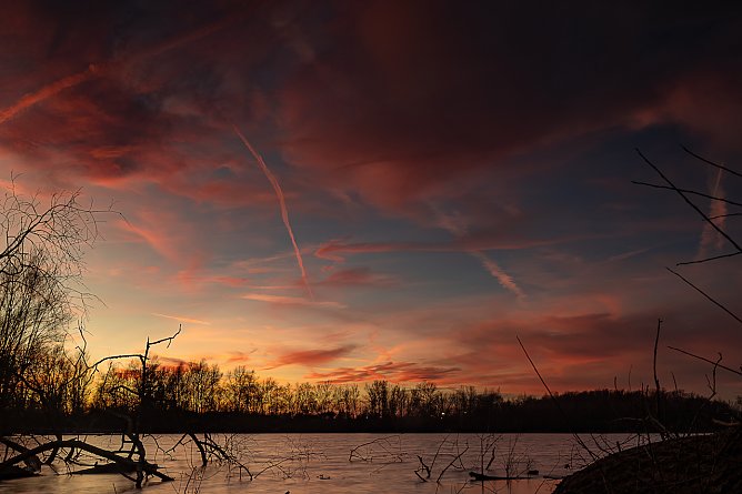 Abendstimmung am Kiesschacht. Endstanden am Montagabend in Bielen  (Foto: Matthias Oswald)