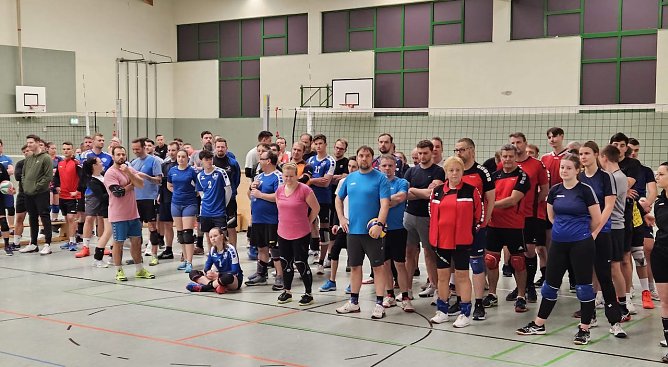 Mit einem Maximalteilnehmerfeld ging das Volleyballturnier der WSG Franzberg erfolgreich zu Ende (Foto: S.Siering)
