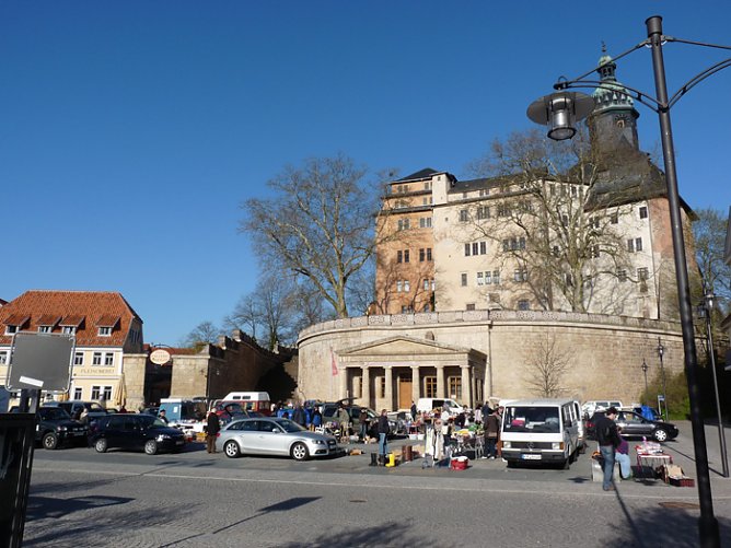 Trödelmarkt Sondershausen (Foto: Karl-Heinz Herrmann) Trödelmarkt Sondershausen (Foto: Karl-Heinz Herrmann)