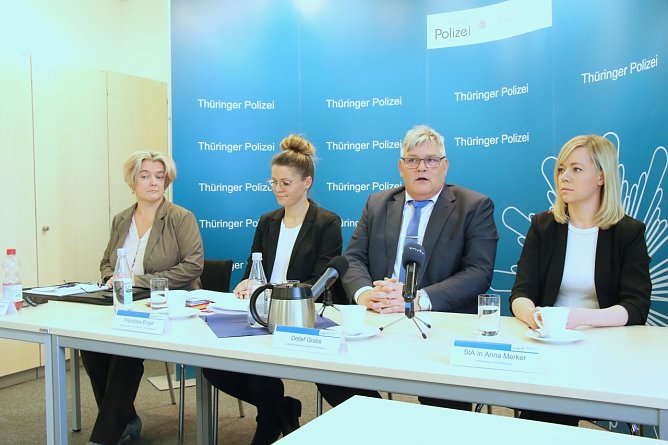 Polizei, Staatsanwaltschaft und Post arbeiten bei den Ermittlungen zusammen (Foto: agl) Polizei, Staatsanwaltschaft und Post arbeiten bei den Ermittlungen zusammen (Foto: agl)