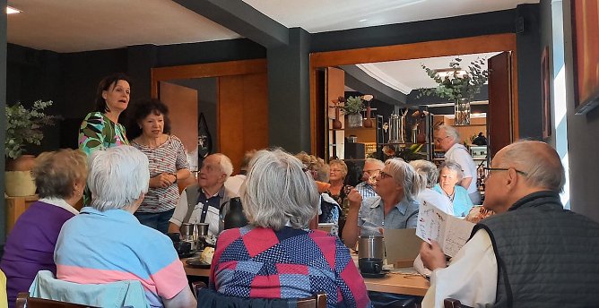 Ein Nachmittag auf dem Possen mit Landrätin Antje Hochwind-Schneider (Foto: Gabriele Heßner) Ein Nachmittag auf dem Possen mit Landrätin Antje Hochwind-Schneider (Foto: Gabriele Heßner)