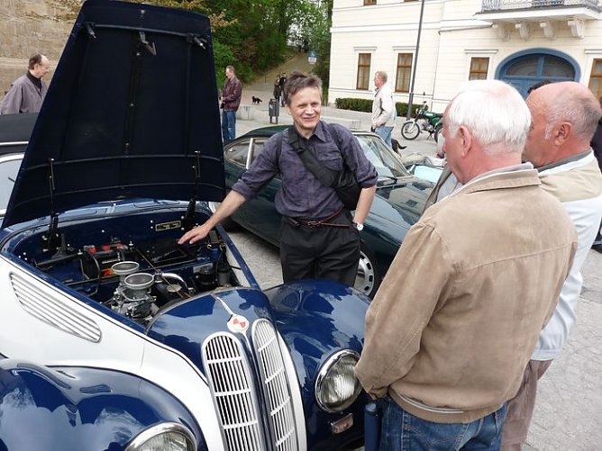 Oldtimer Rallye (Foto: Karl-Heinz Herrmann) Oldtimer Rallye (Foto: Karl-Heinz Herrmann)