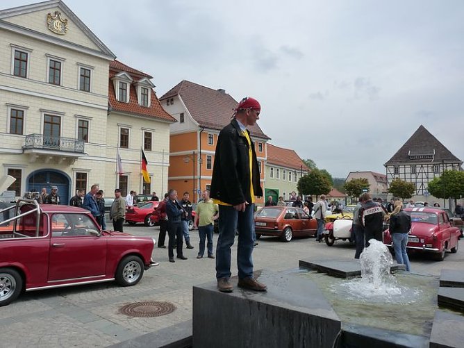 Oldtimer Rallye (Foto: Karl-Heinz Herrmann) Oldtimer Rallye (Foto: Karl-Heinz Herrmann)