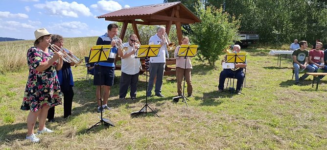 Waldgottesdienst an der Sch&ouml;nen Aussicht (Foto: Karla Kreyer)