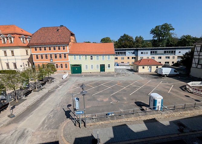 F&uuml;r die kommenden zwei Wochen kann der Parkplatz am Schwan wieder genutzt werden (Foto: Janine Skara)
