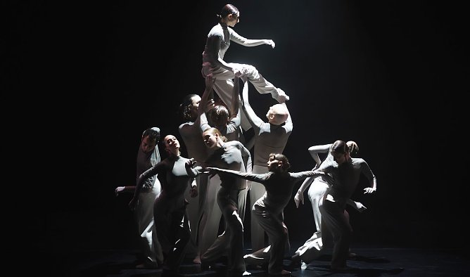 Ballett-Uraufführung "Friedrich" (Foto: Marco Kneise) Ballett-Uraufführung "Friedrich" (Foto: Marco Kneise)