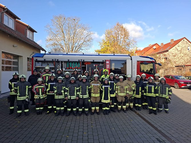 Truppf&uuml;hrer Ausbildung der Freiwilligen Feuerwehr erfolgreich bestanden (Foto: Dirk Thieme )
