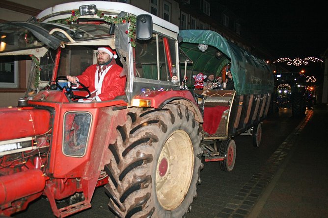 Trecker-Parade in Kelbra (Foto: U. Reinboth)