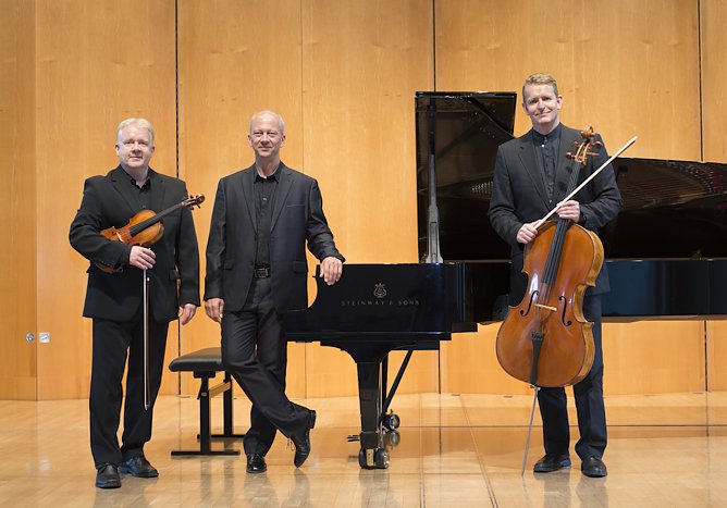 Frühjahrscamp mit dem Liszt-Trio-Weimar" (Foto: Jana Groß) Frühjahrscamp mit dem Liszt-Trio-Weimar" (Foto: Jana Groß)