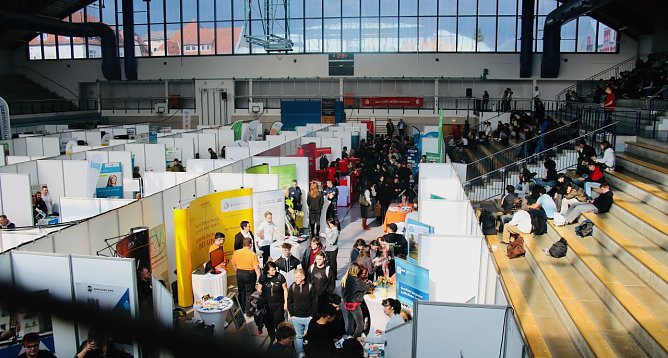 Auftakt zum 27. Forum Berufsstart (Foto: agl)