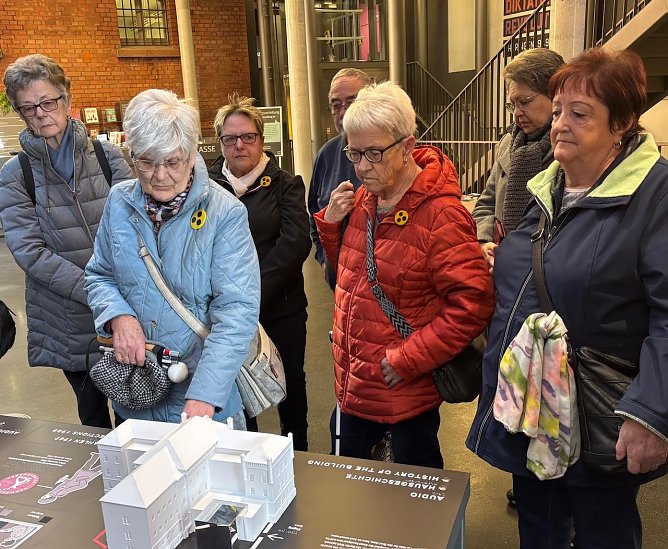 Auf den Spuren der Geschichte in Erfurt in Gedenk- und Bildungsst&auml;tte (Andreasstr. 37a) (Foto: Wolfgang Rasch)