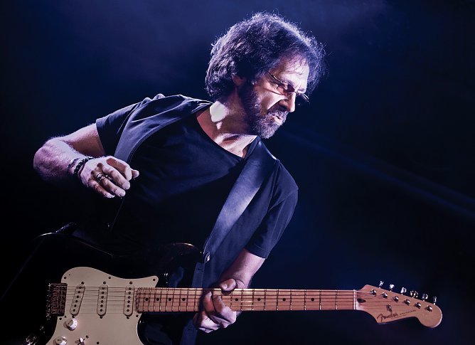 Cliff Stevens in Concert (Foto: Cliff Stevens) Cliff Stevens in Concert (Foto: Cliff Stevens)