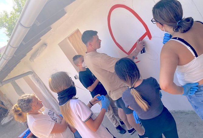 Sommeraktion "Graffitiprojekt im JuST" (Foto: Kreisjugendring Kyffh&auml;userkreis)