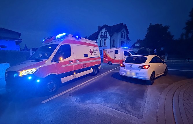 Unfall in der Possenallee gestern Abend (Foto: S.Dietzel) Unfall in der Possenallee gestern Abend (Foto: S.Dietzel)