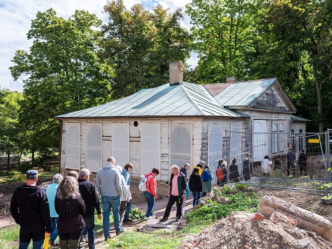 Parkf&uuml;hrung im Schlosspark Sondershausen (Foto: STSG, Philipp Hort)