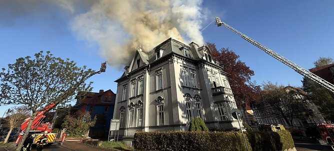 Ende April war in einer Dachgeschosswohnung in Sondershausen ein Feuer ausgebrochen. Die Wohnung brannte komplett aus. (Foto: Silvio Dietzel)