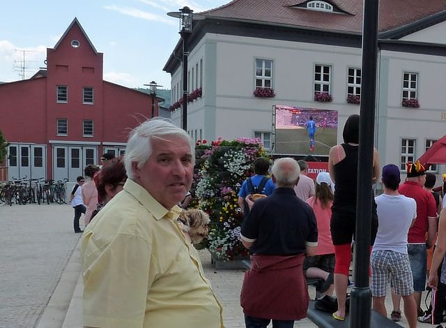 Public Viewing (Foto: Karl-Heinz Herrmann)